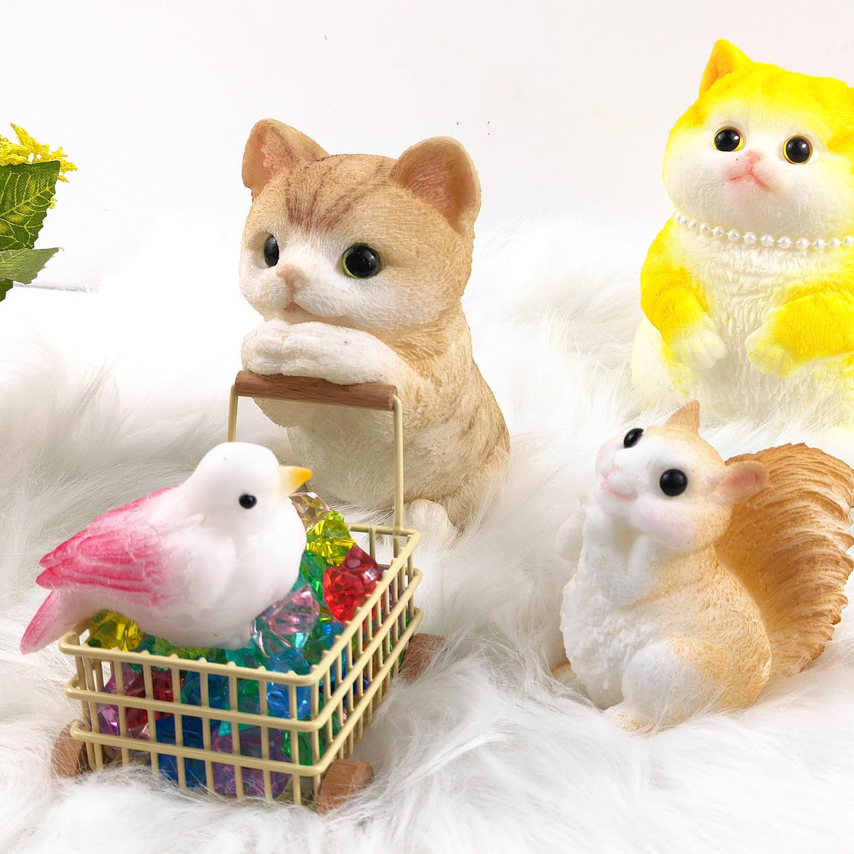 QOUXZ Sensory play cat squishy suitable for kids and adults.