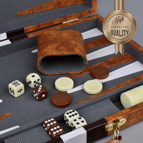 Queensell backgammon internal compartments – designated spots for all accessories.