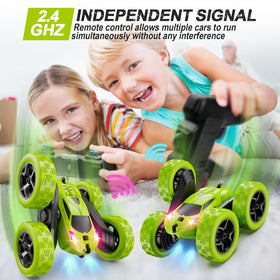 QUNREDA RC car with red headlights for visibility during dusk play