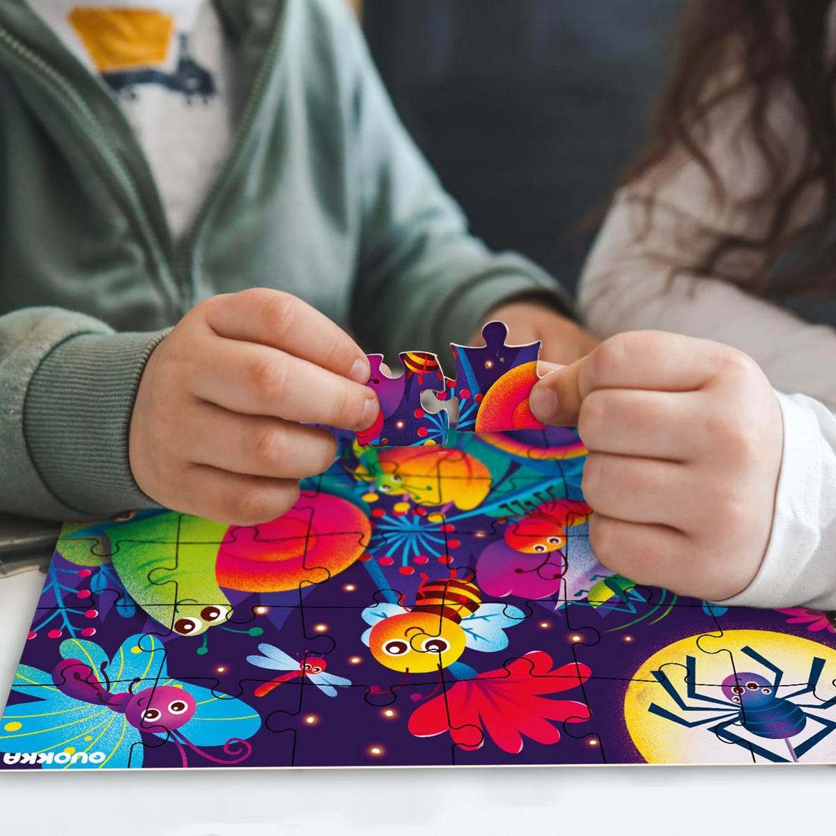 QUOKKA Glow-animals toddler puzzle enhances color recognition and focus at playtime