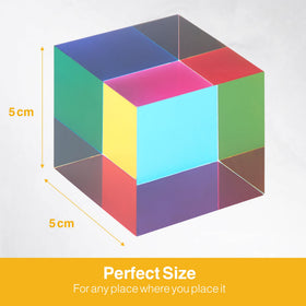 QYUGO Color Cube 50mm top reflection captures light across edges