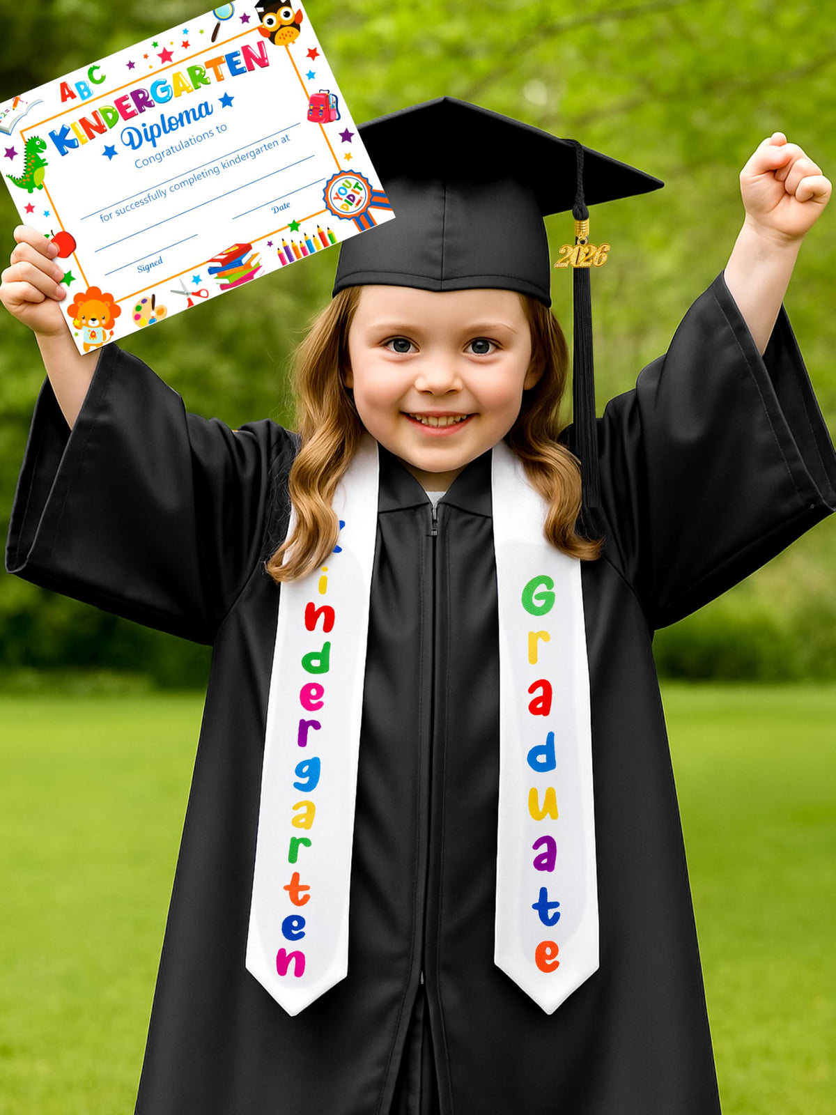 QZYL photo-ready kindergarten graduation set for memorable portraits