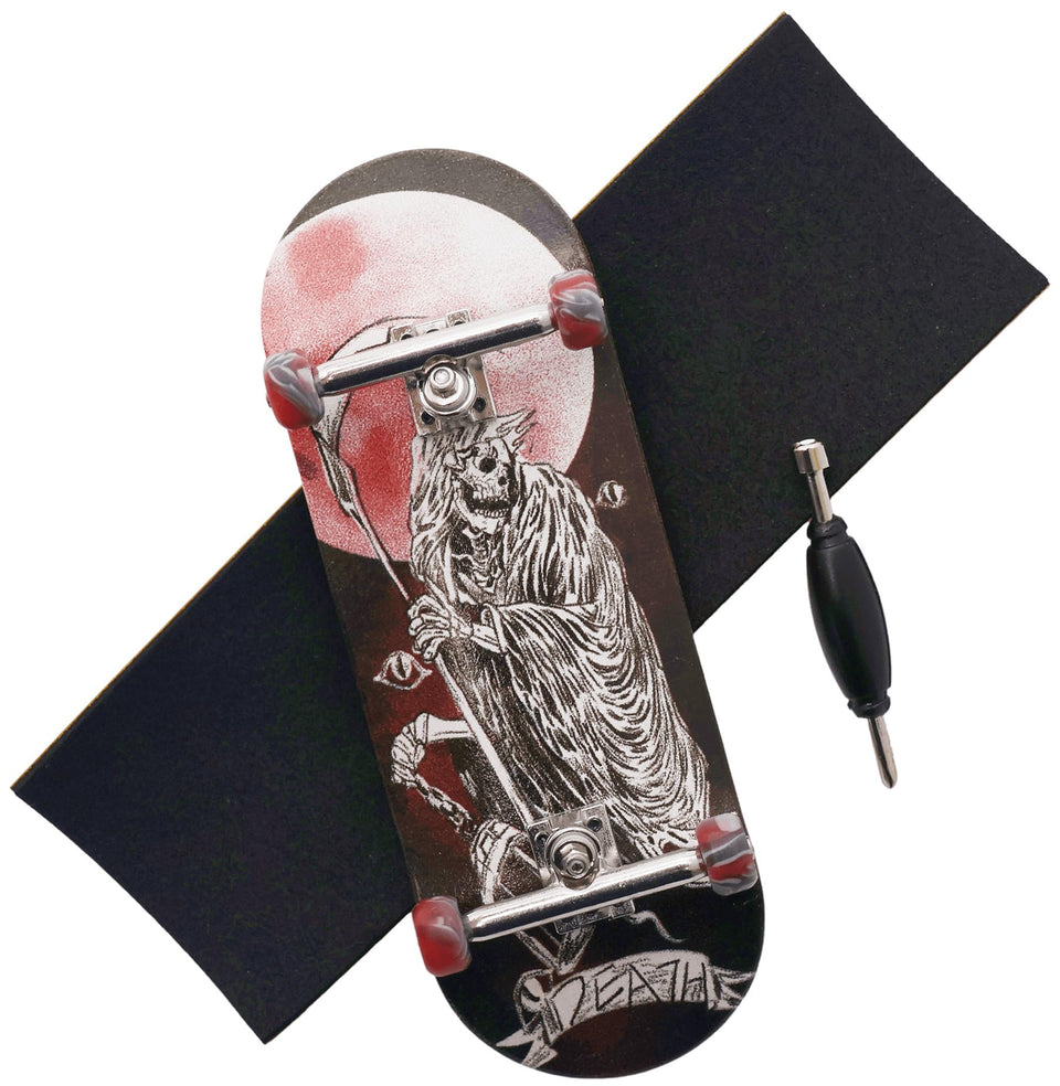 RACOFSB Pro deck-wooden-34mm closeup showing deep concave and maple veneer