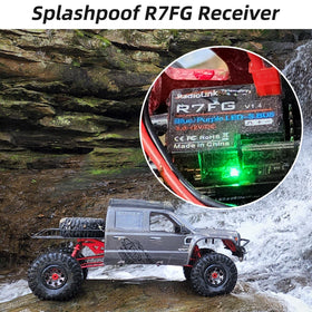 Radiolink R7FG integrated gyro maintains straight lines for drifting and on-road driving.