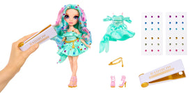 Rainbow High Céline turquoise doll hair adorned with gems for sparkling style.
