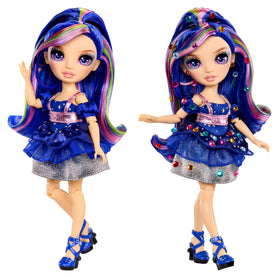 Genevieve Bleue silky hair and long lashes for dramatic poses