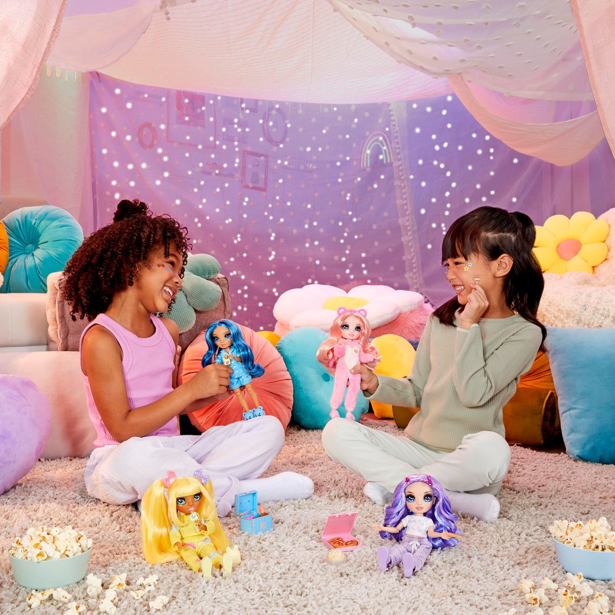Rainbow High Skyler PJ Party set image showcasing coordinated outfits and accessories for group play.