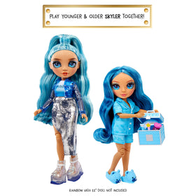 Rainbow High Skyler fully articulated poseable doll for dynamic play poses.