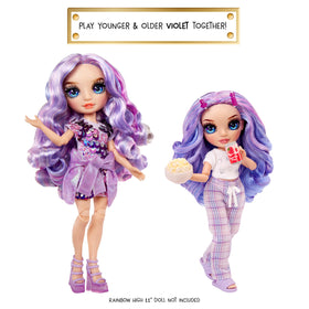 Rainbow High Violet pizza and popcorn accessories spark snack-time storytelling.
