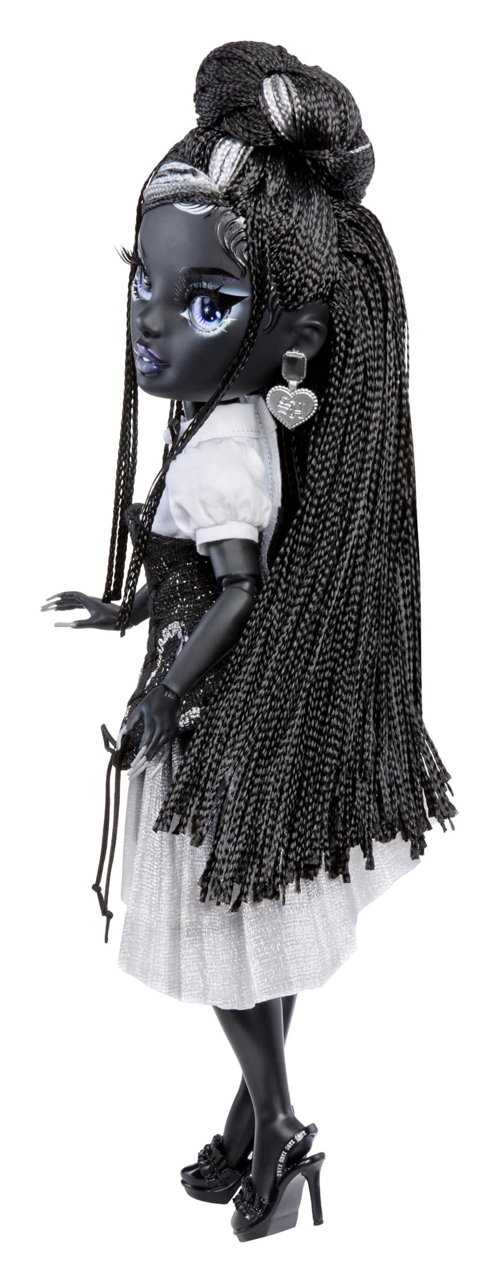 Rainbow High Shanelle Onyx included accessories with display-ready packaging