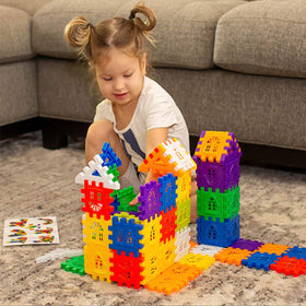 Rainbow Toyfrog portable play kit lets kids build anywhere indoors or on trips