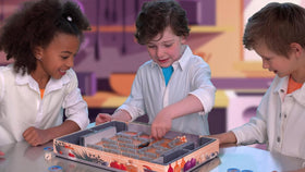 Ravensburger Bugs in the Kitchen traps and utensils enable engaging strategy.