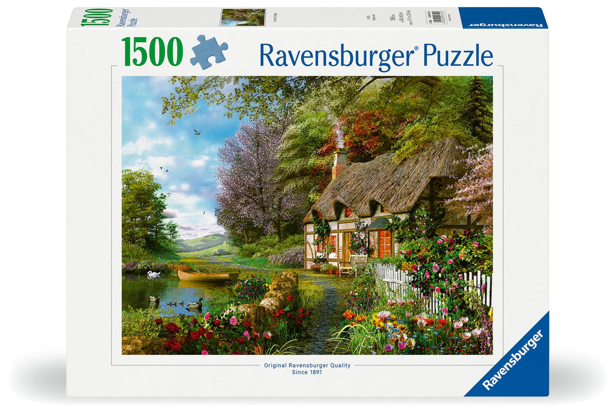 Ravensburger Country Cottage 1500-piece piece closeup highlighting precise interlocking