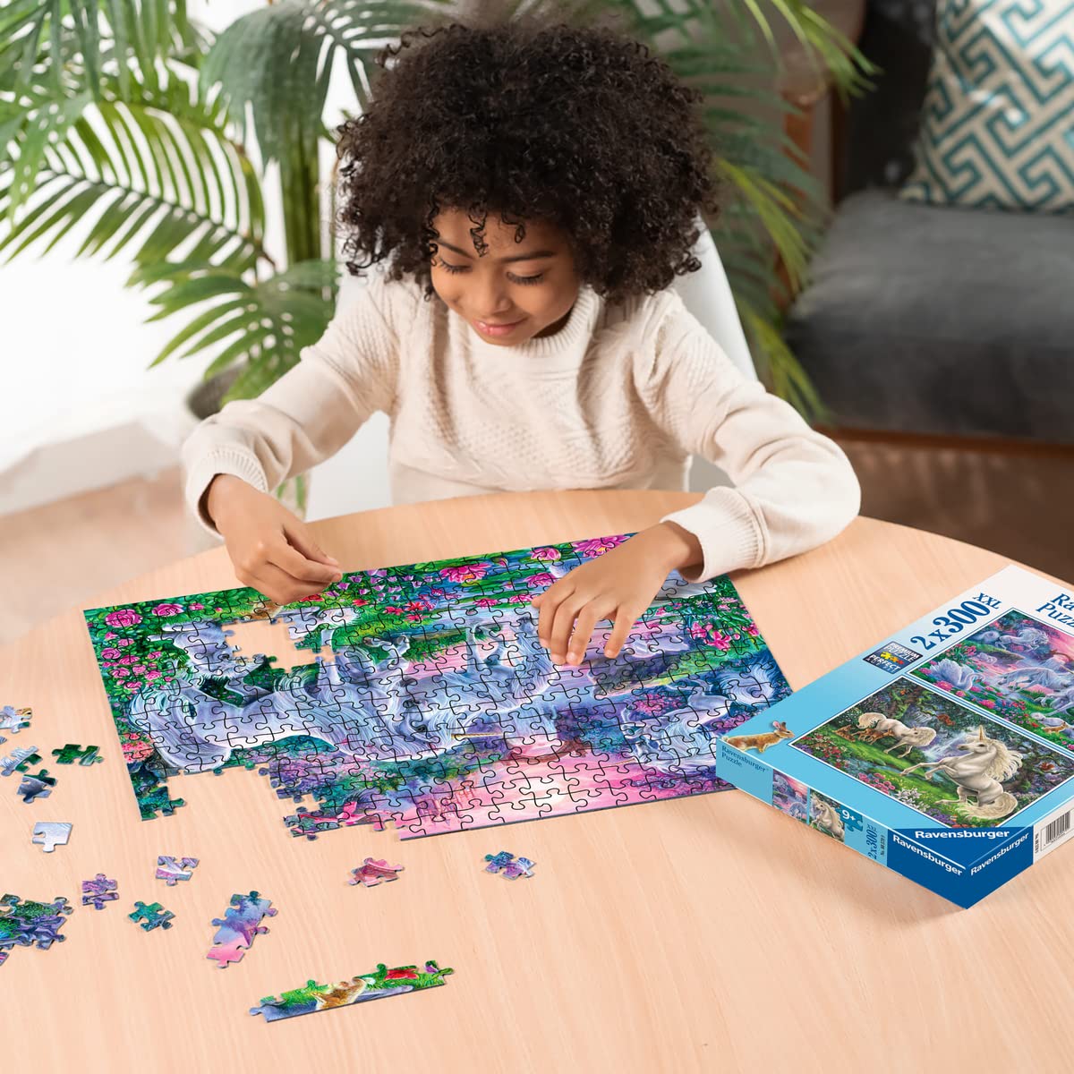 Ravensburger puzzle made with FSC-certified cardboard for durable, responsible production.