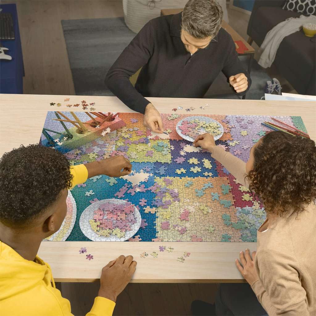 Ravensburger glare-free linen finish reduces reflections for comfortable viewing.
