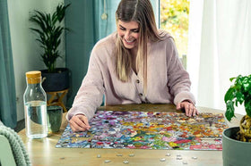Ravensburger linen finish glare-free image under various lighting conditions