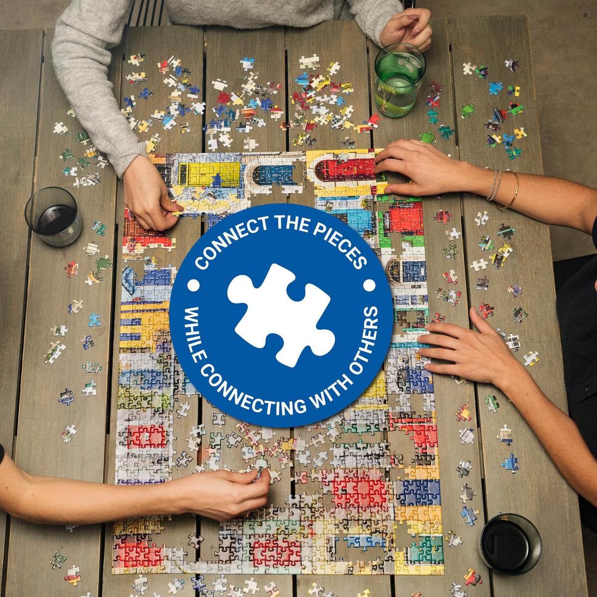 Ravensburger Softclick Technology ensures snug connections during assembly.