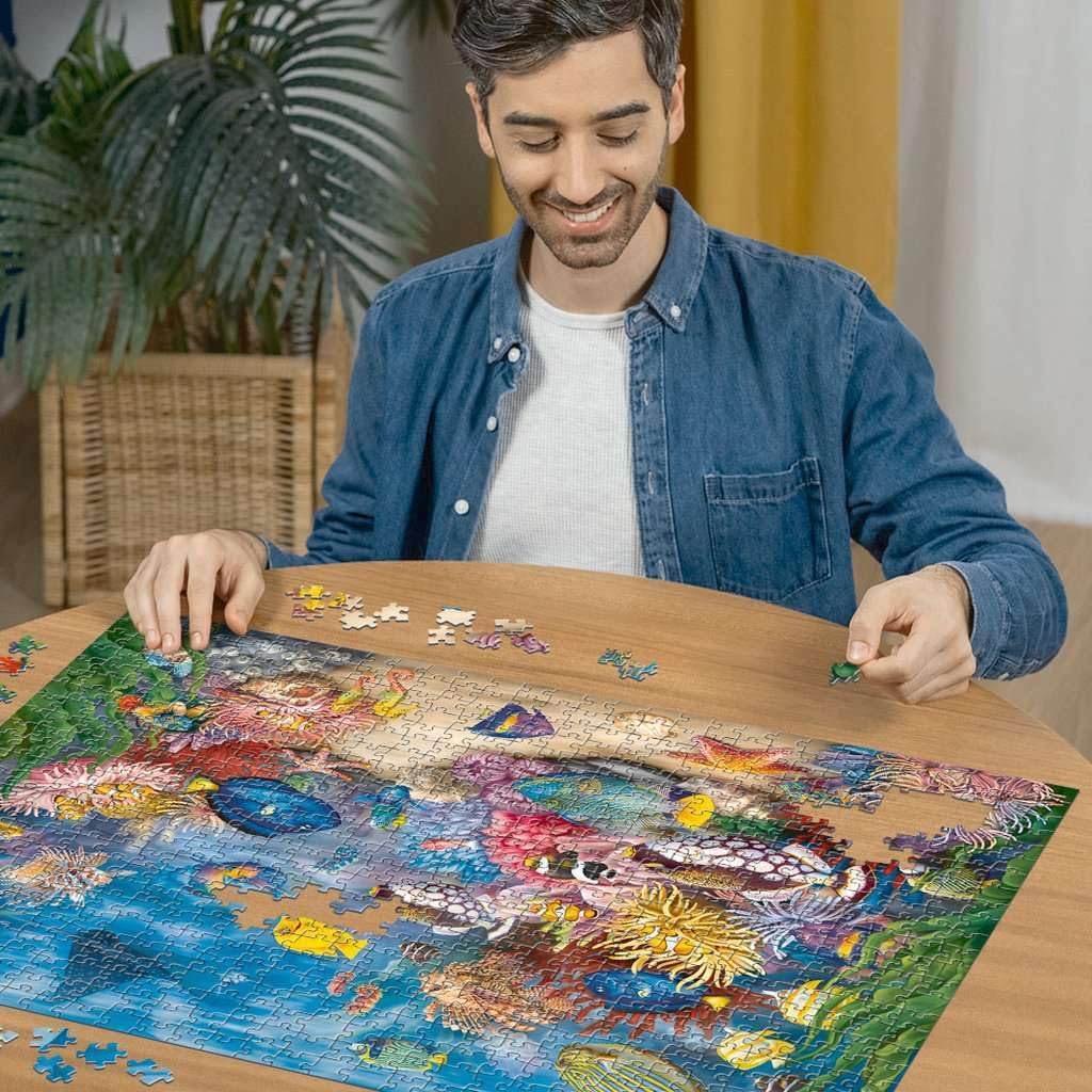 Ravensburger Tropical Reef Life vibrant underwater scene emphasizes immersive viewing during play