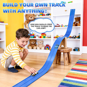 Kids enjoy Razobws racing with imaginative play and quick layout changes.