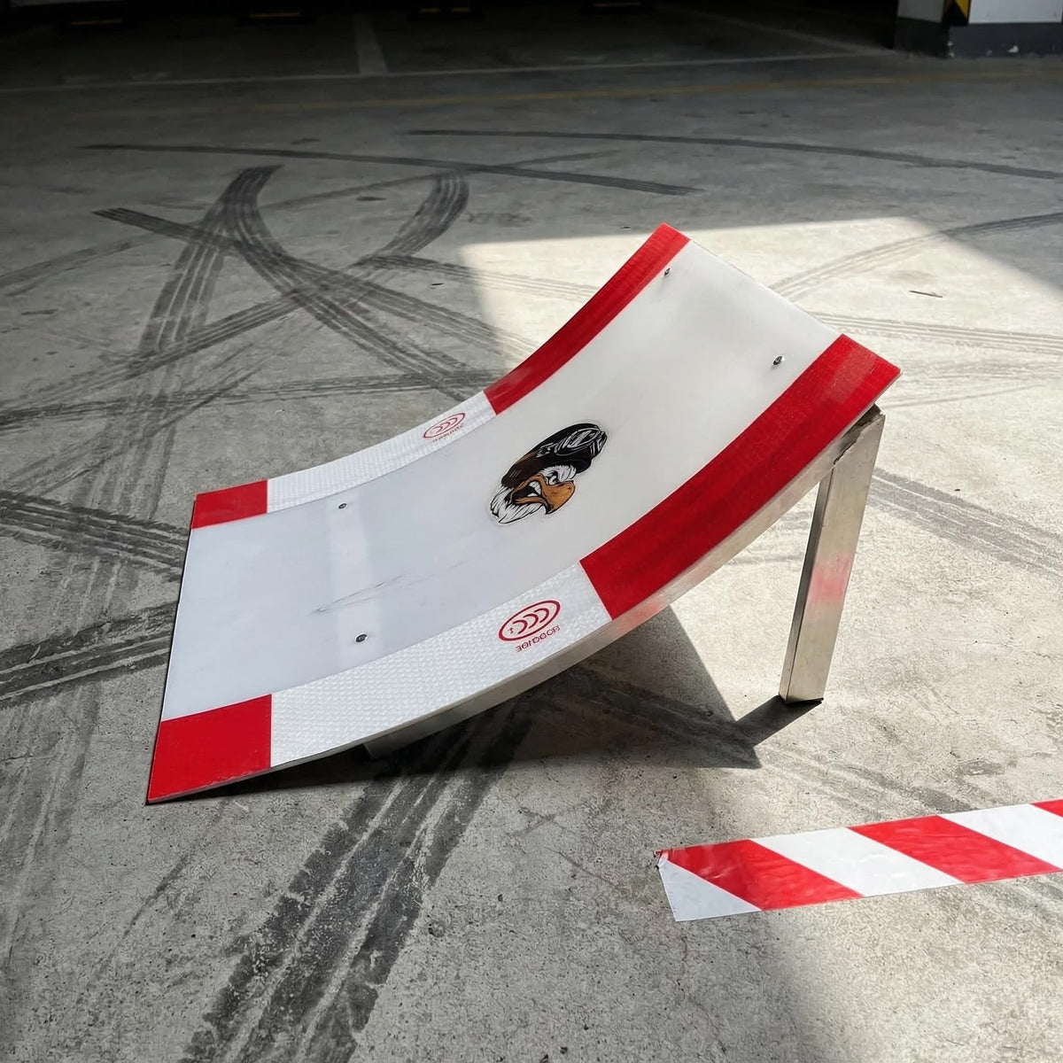 RCJUMPANT RC Ramp durable construction with aluminum alloy frame and nylon surface