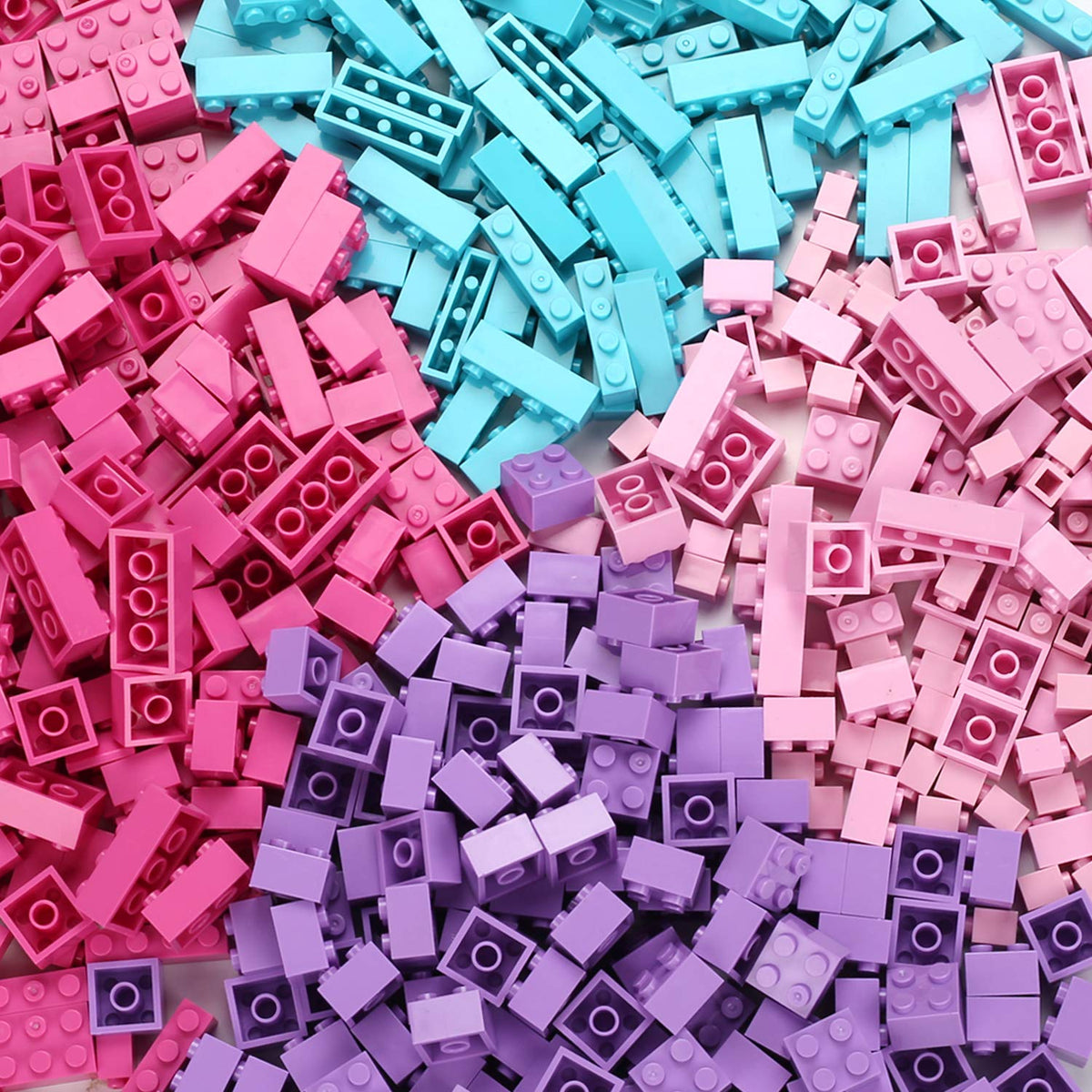 Reenwee 500-piece set offers varied colors and sizes for diverse builds.