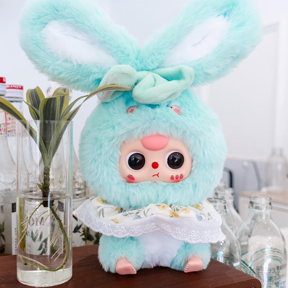 REIVIVORA plush-texture finish on outer shell feels soft and huggable