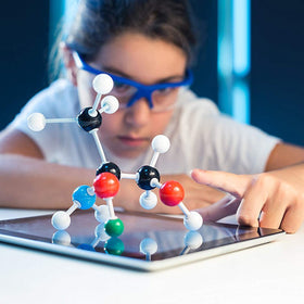 RELIANCER Color-coded parts improve atom identification and collaboration.