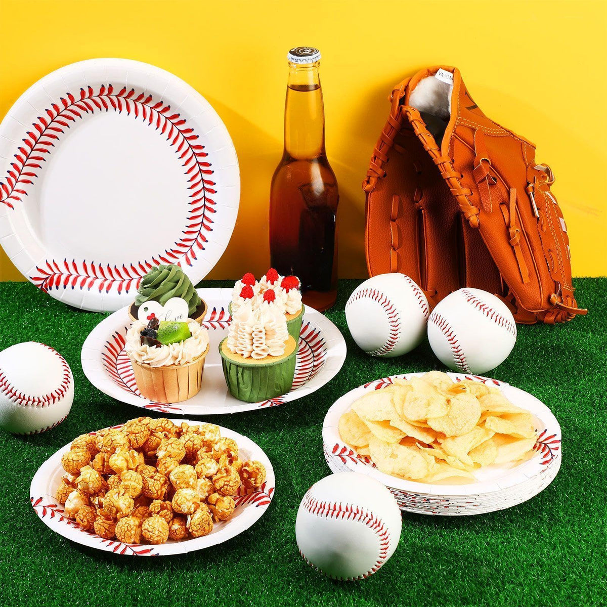 Remerry baseball design plates add sport spirit to table decor.