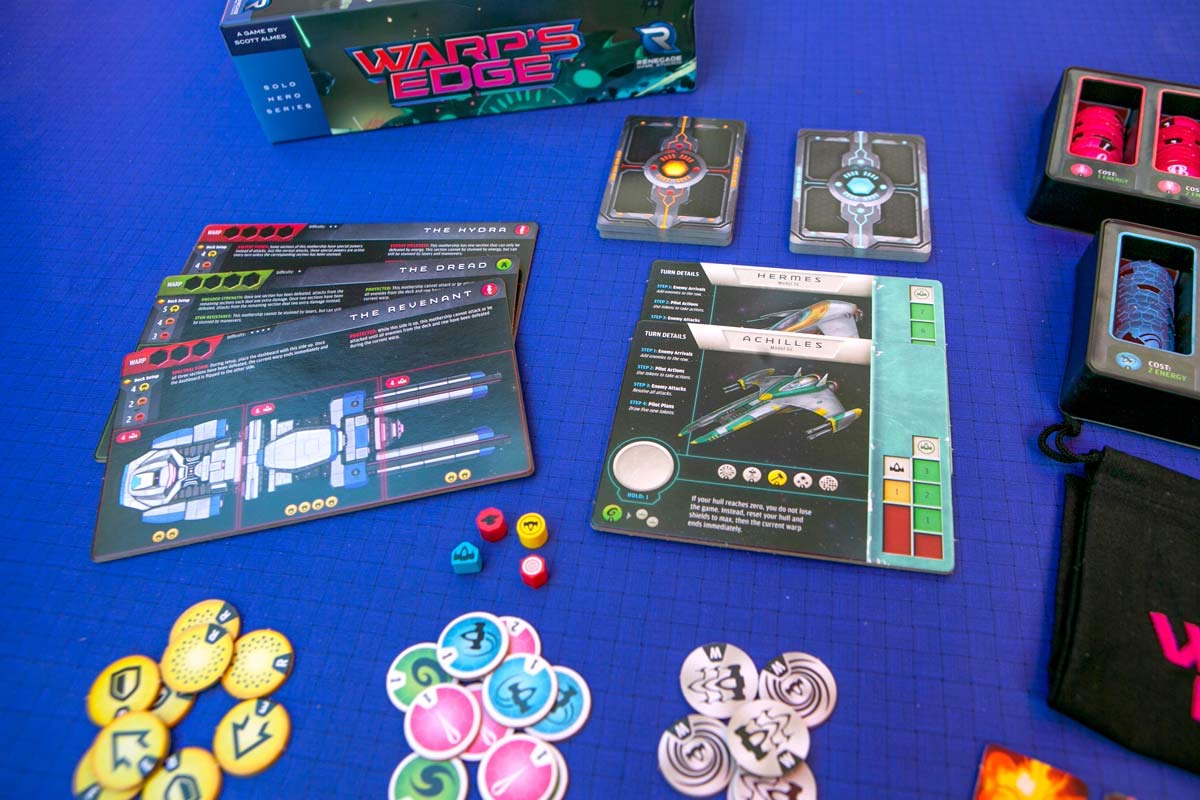 Renegade Warp's Edge fighter dashboard and weapon loadouts in action for tactical customization