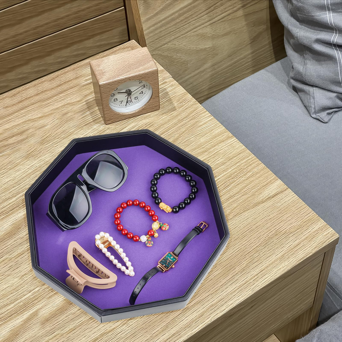 RERIVER tray doubles as storage for small items.