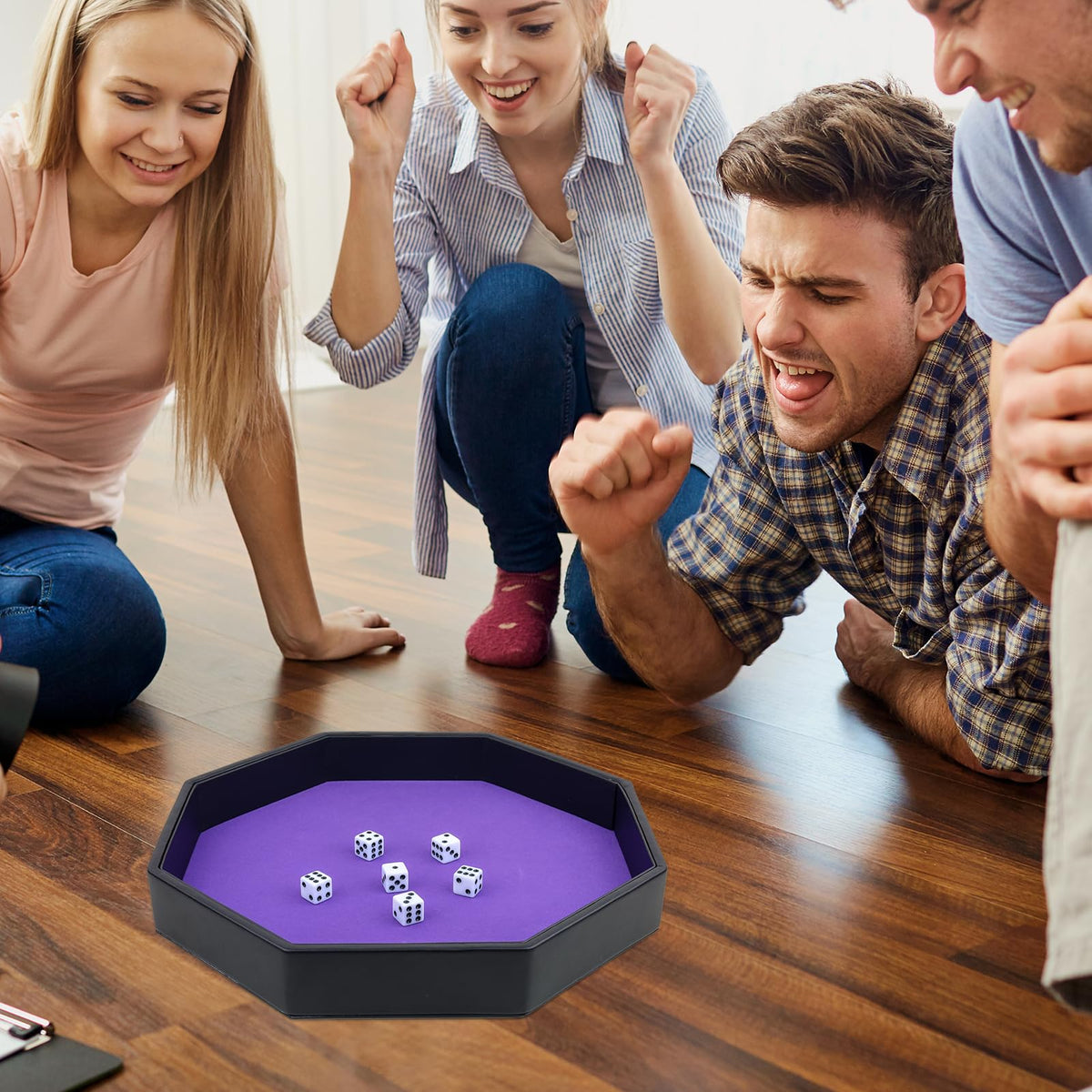 RERIVER tray protects tabletops from scratches and dents.