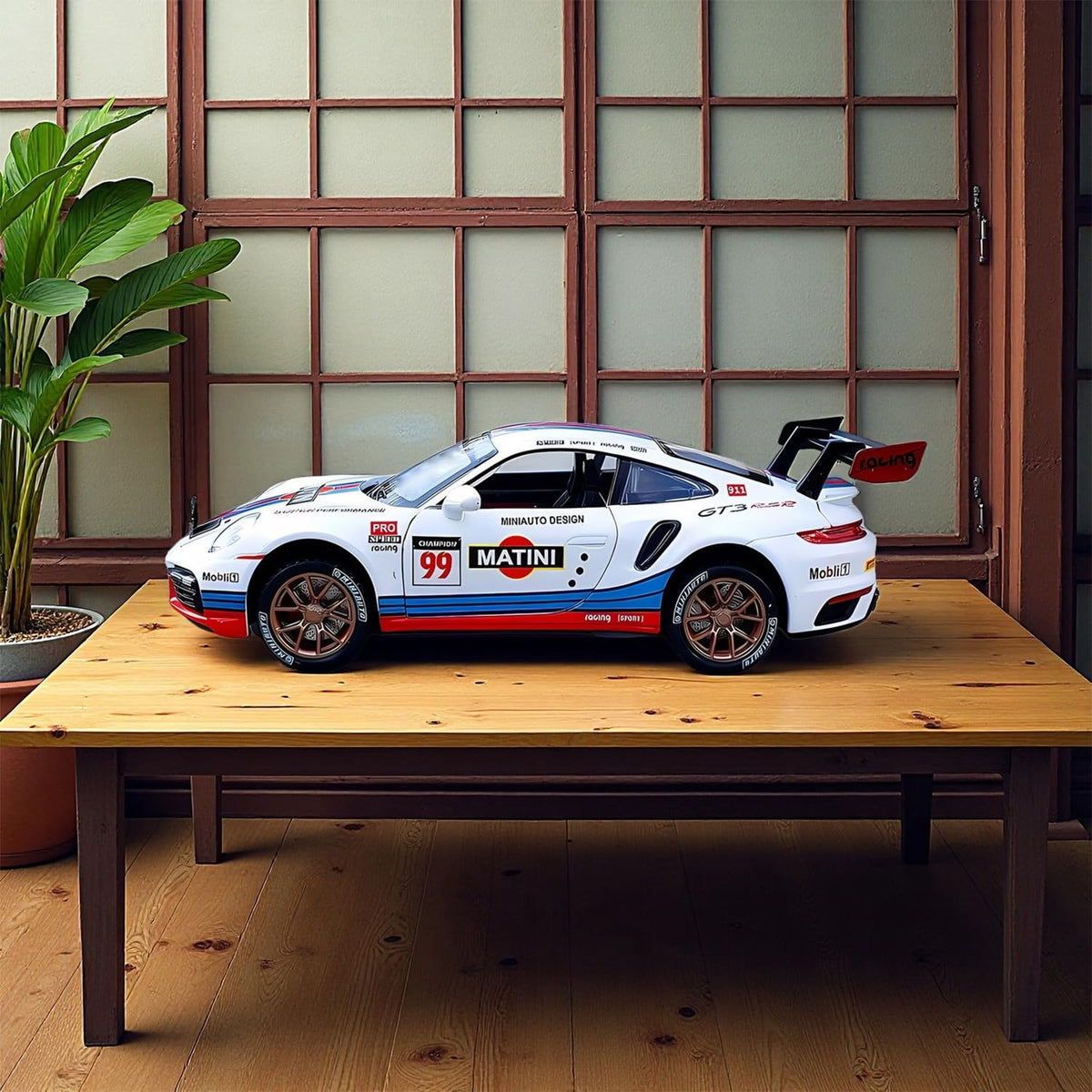 RhsMeuttle 911 GT3 RS diecast model — display base included for neat shelf setups.