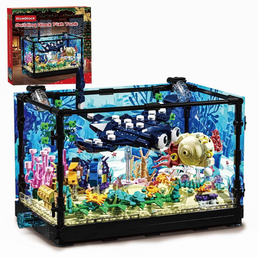 RiceBlock fish-tank aquarium model offers an immersive ocean scene for creative play.