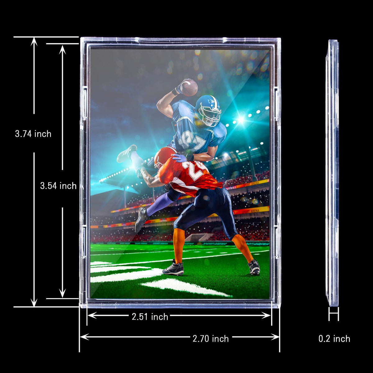 RIXUGIT UV-protection card case in slim form preserves card clarity.