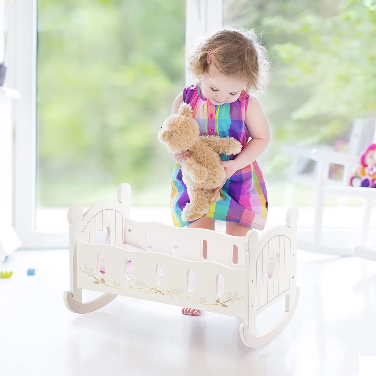 ROBOTIME fits dolls up to 20 inches, expanding playtime options.