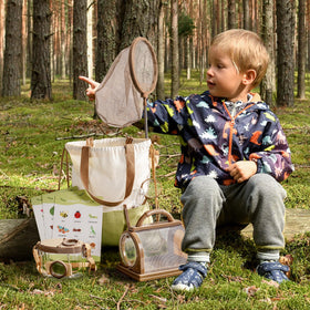 Robotime Kids Explorer Kit carry bag for easy transport on adventures.