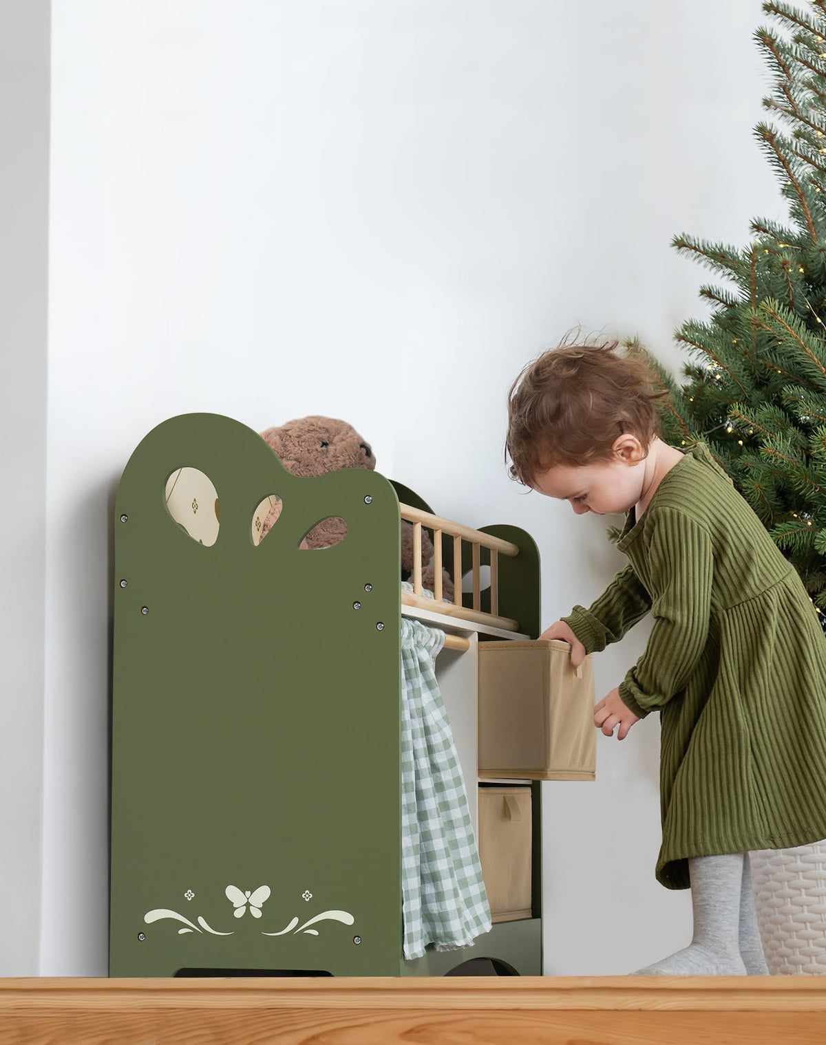 ROBOTIME screen-free play boosts imagination and language during stories.