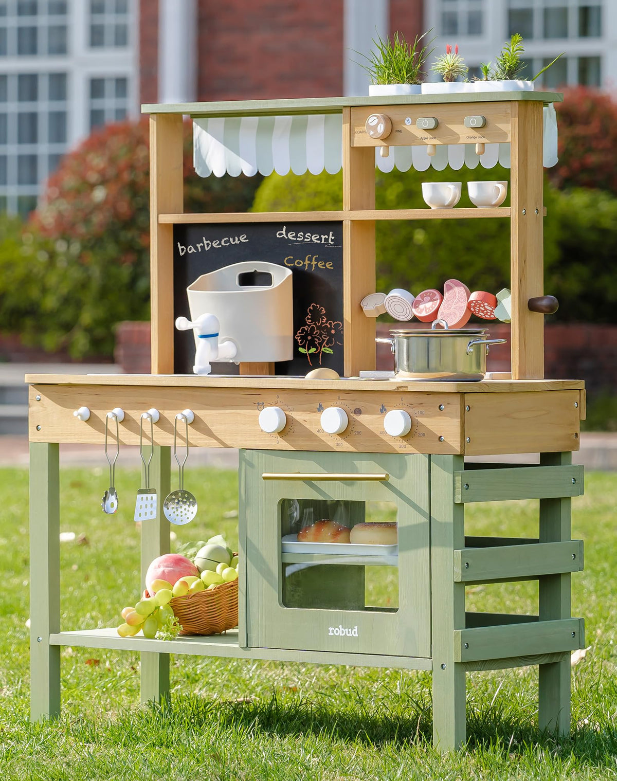 ROBUD Mud Kitchen kids playing outdoors encourages active, social pretend play.