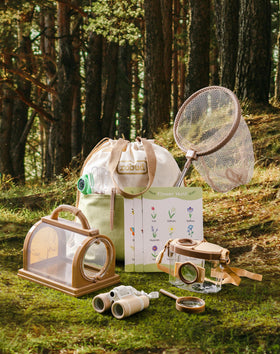 ROBUD portable bag keeps gear organized for adventures.