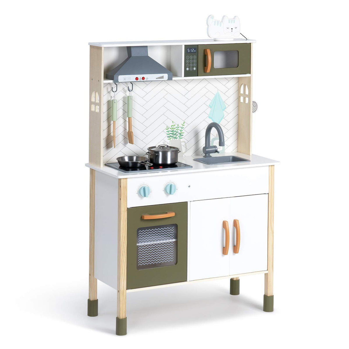 Perfect gift for boys and girls to spark imaginative cooking and family fun.