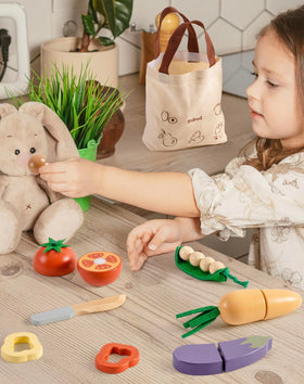 ROBUD wooden toy food carrot for bright play and slice practice.