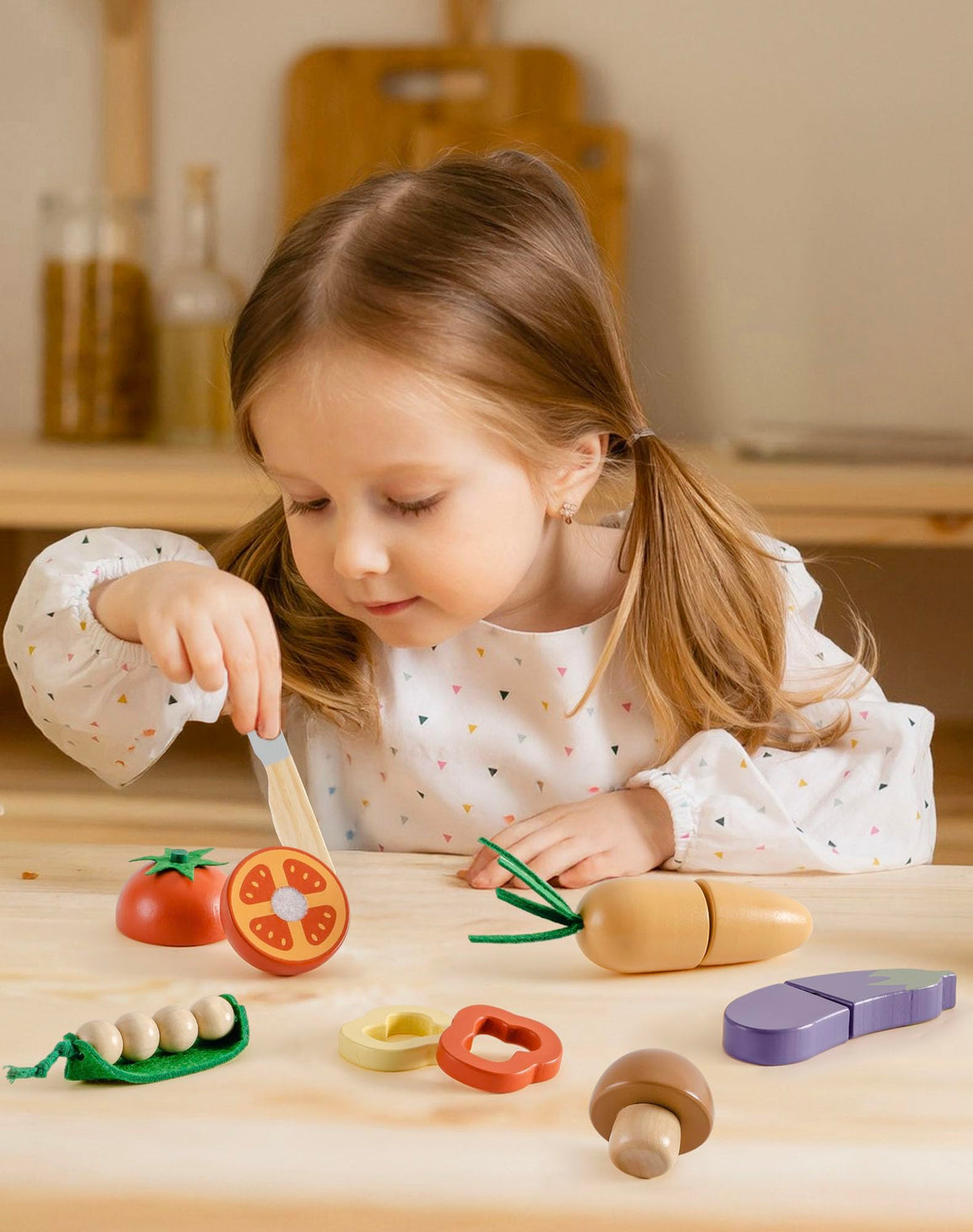 ROBUD storage bag keeps wooden play food organized after playtime.