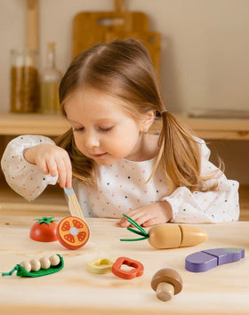 ROBUD storage bag keeps wooden play food organized after playtime.