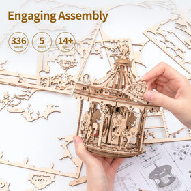 ROKR wind-up music box spins base and plays Carousel Waltz for a comforting vibe