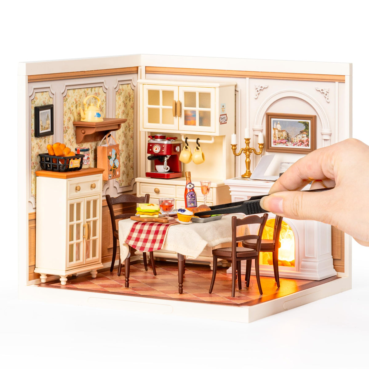 Rolife display-ready dining room idea for desks and shelves