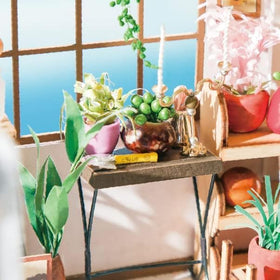 Rolife Dollhouse furniture set provides realistic pieces for authentic display.