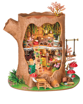 Rolife tree house kit exterior shows bark texture for natural shelf charm