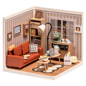 Rolife LED building blocks exterior view—compact desk display piece and conversation starter.