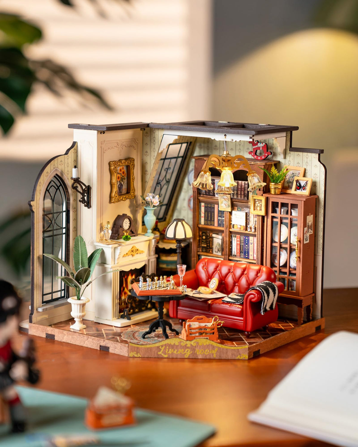 Rolife miniature house figurines display inspire themed storytelling.