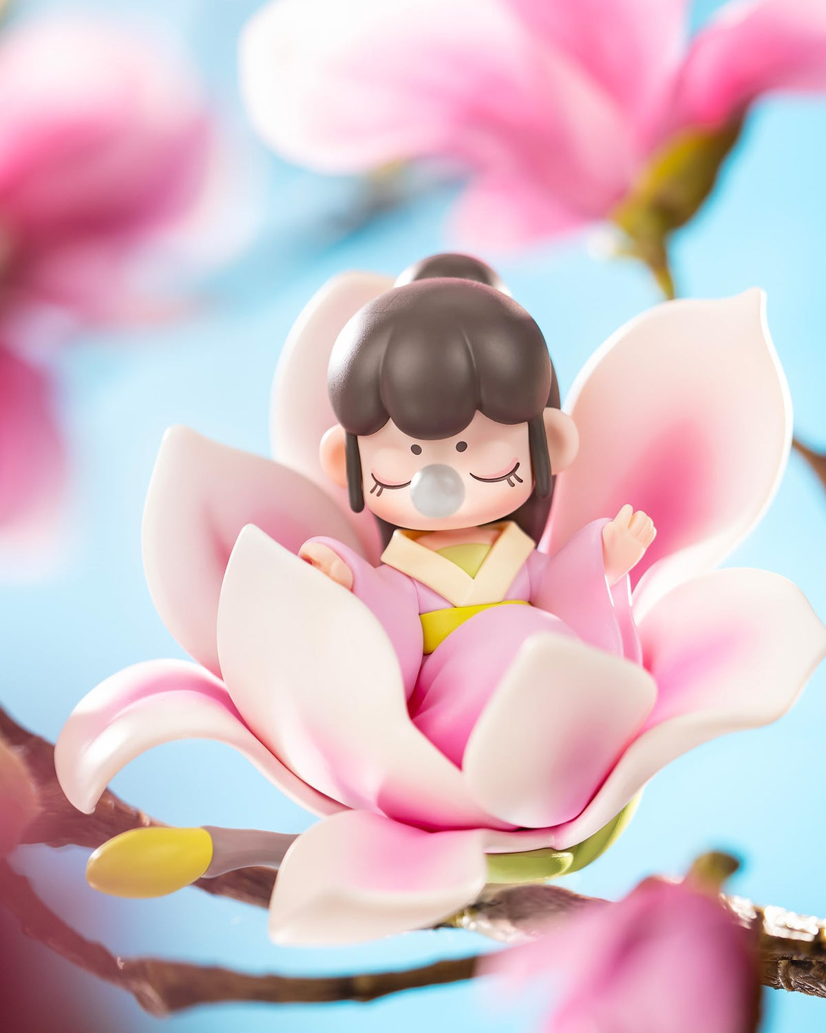 Rolife Nanci Lotus Tranquility figure offers serene display and gifting appeal.